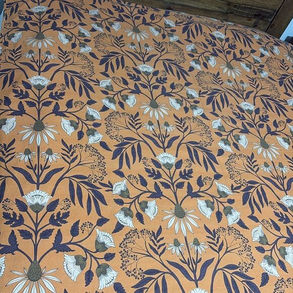 Urban Outfitters Twin Floral/ Botanical Duvet Cover - Picture 1 of 9
